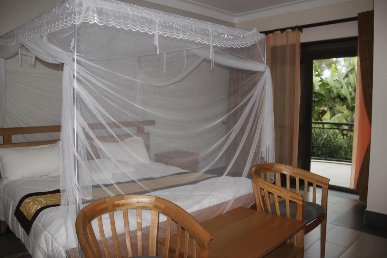 Cepha'S Inn Kabale Экстерьер фото