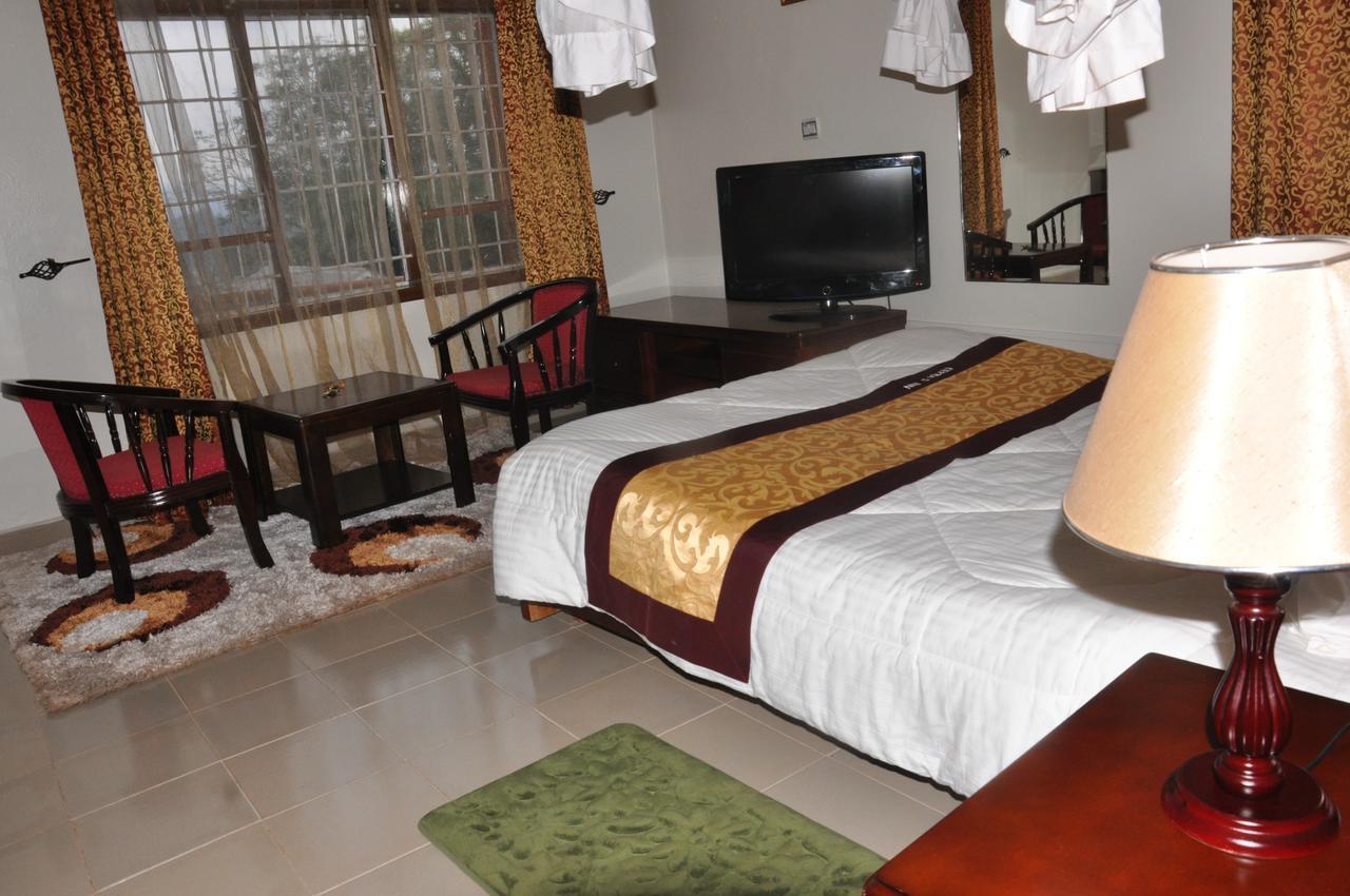 Cepha'S Inn Kabale Экстерьер фото